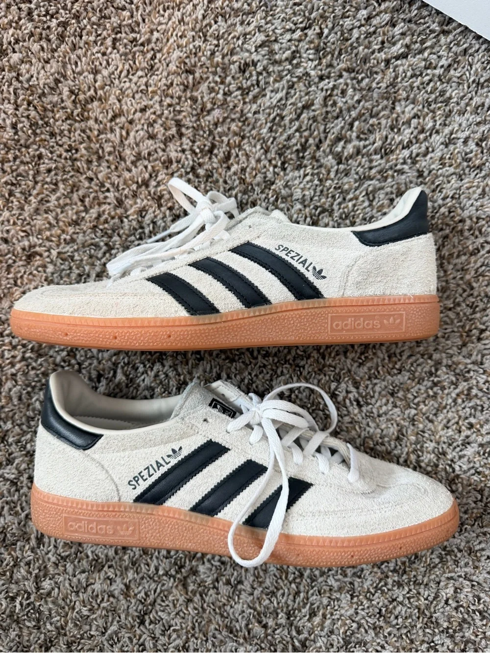 ⚡️Adidas Women’s Spezial Suede Sneakers in Off-White with Gum Sole